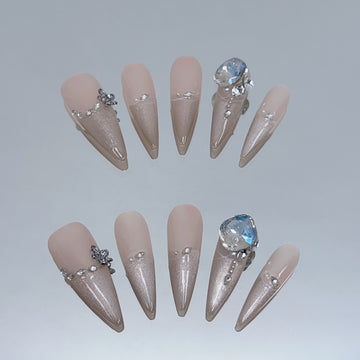 Shimmering Bliss - Leah Nail Queen