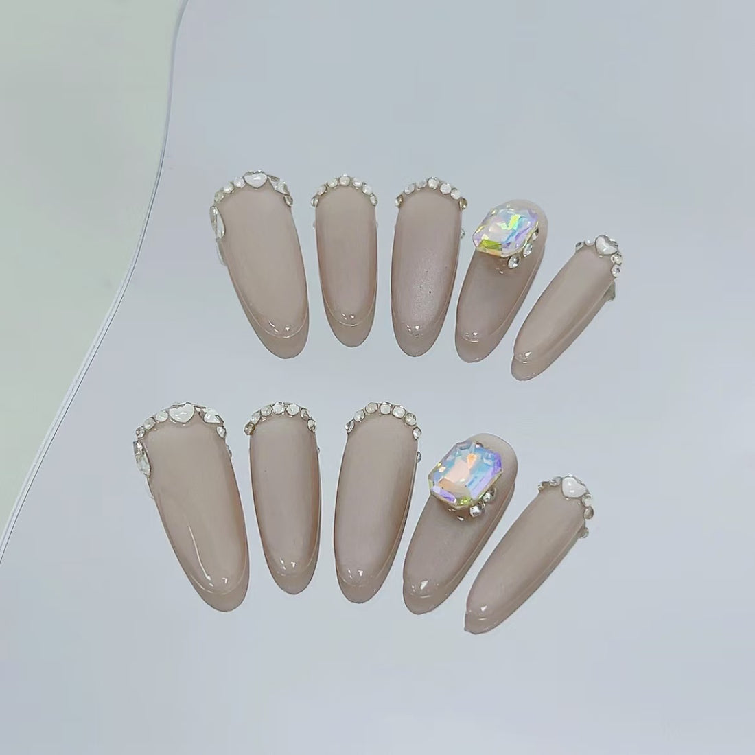La Luna - Leah Nail Queen