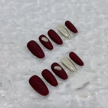 Exquisite Textures - Leah Nail Queen