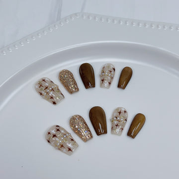 Sparking Allure - Leah Nail Queen