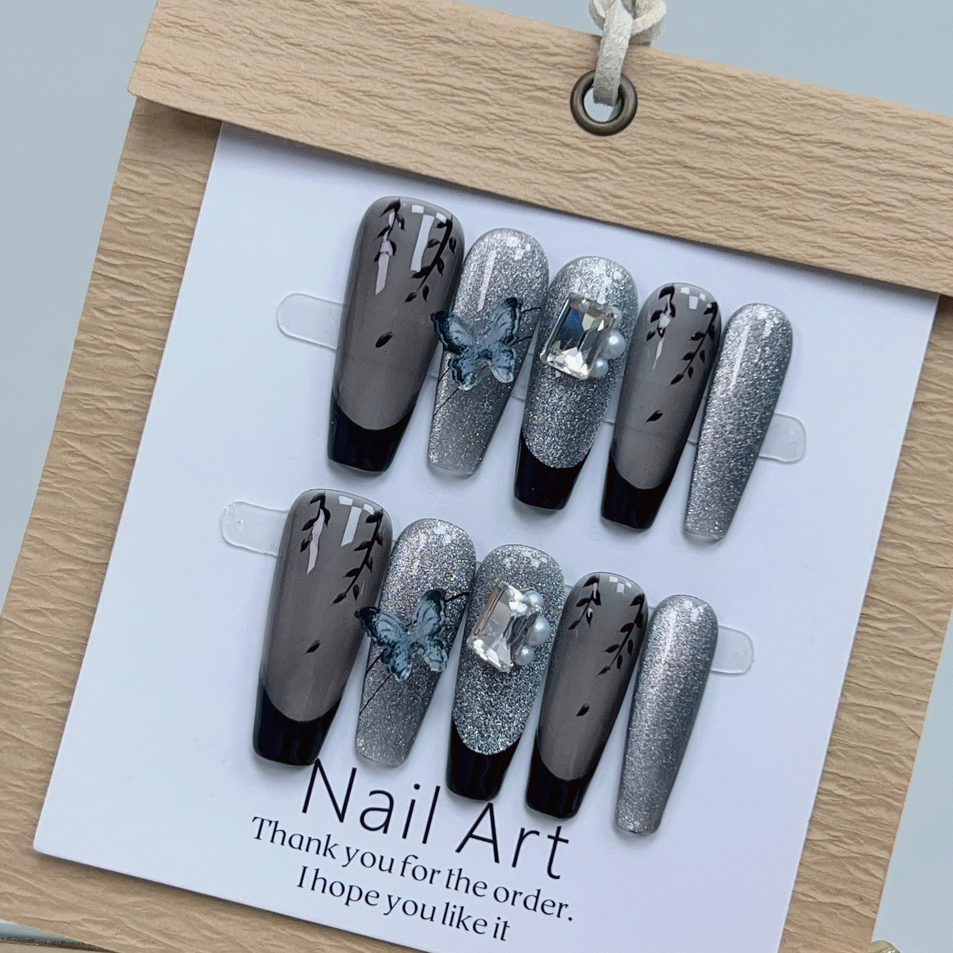 Macaroni Cocktail - Leah Nail Queen