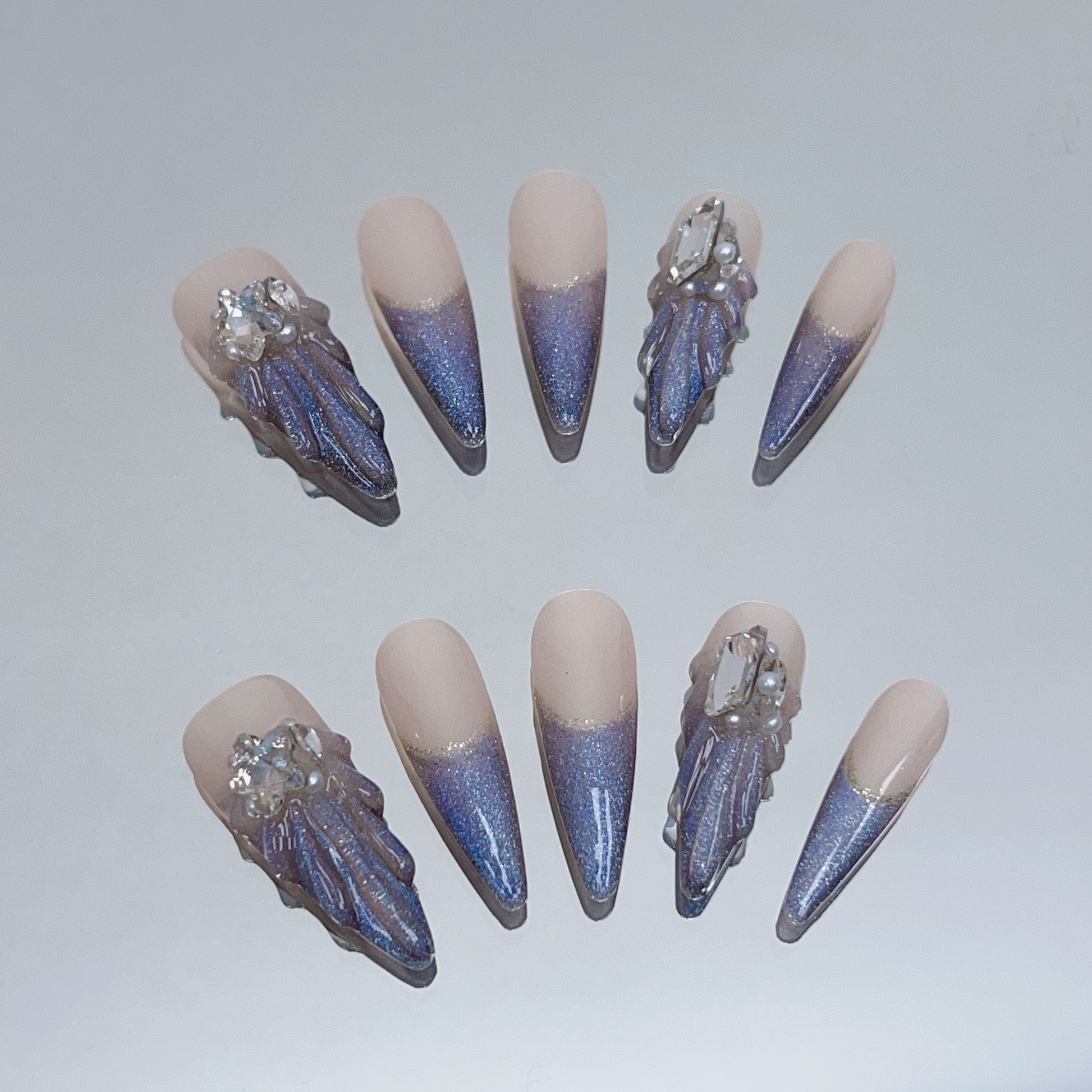 Glimmering Nightfall - Leah Nail Queen