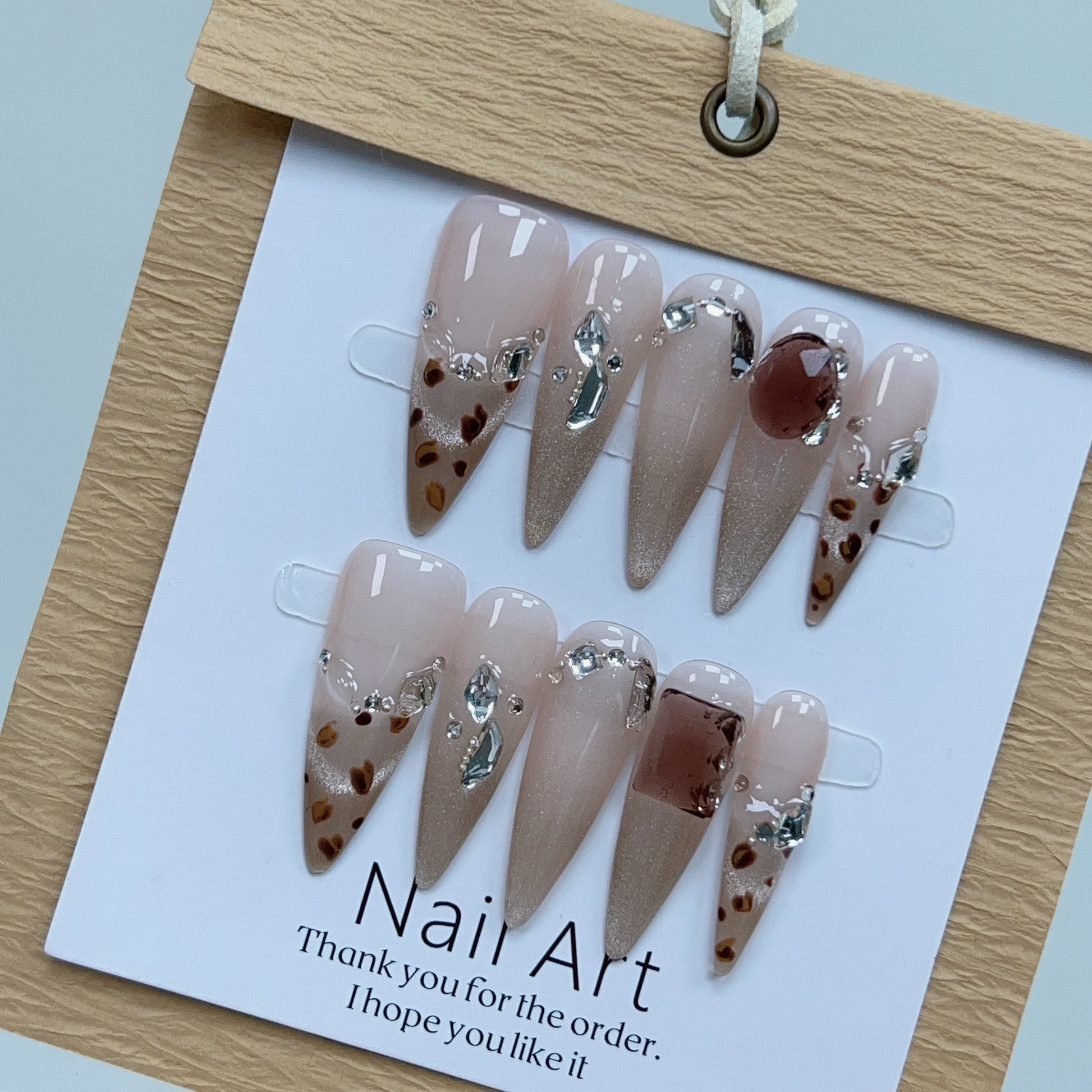 Caramel - Leah Nail Queen