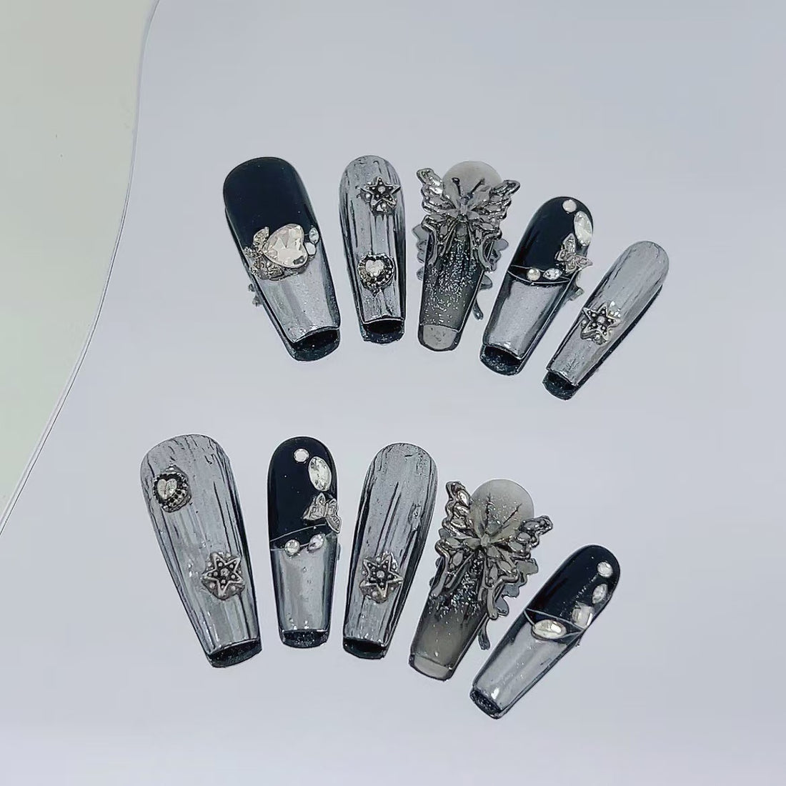 Majito - Leah Nail Queen