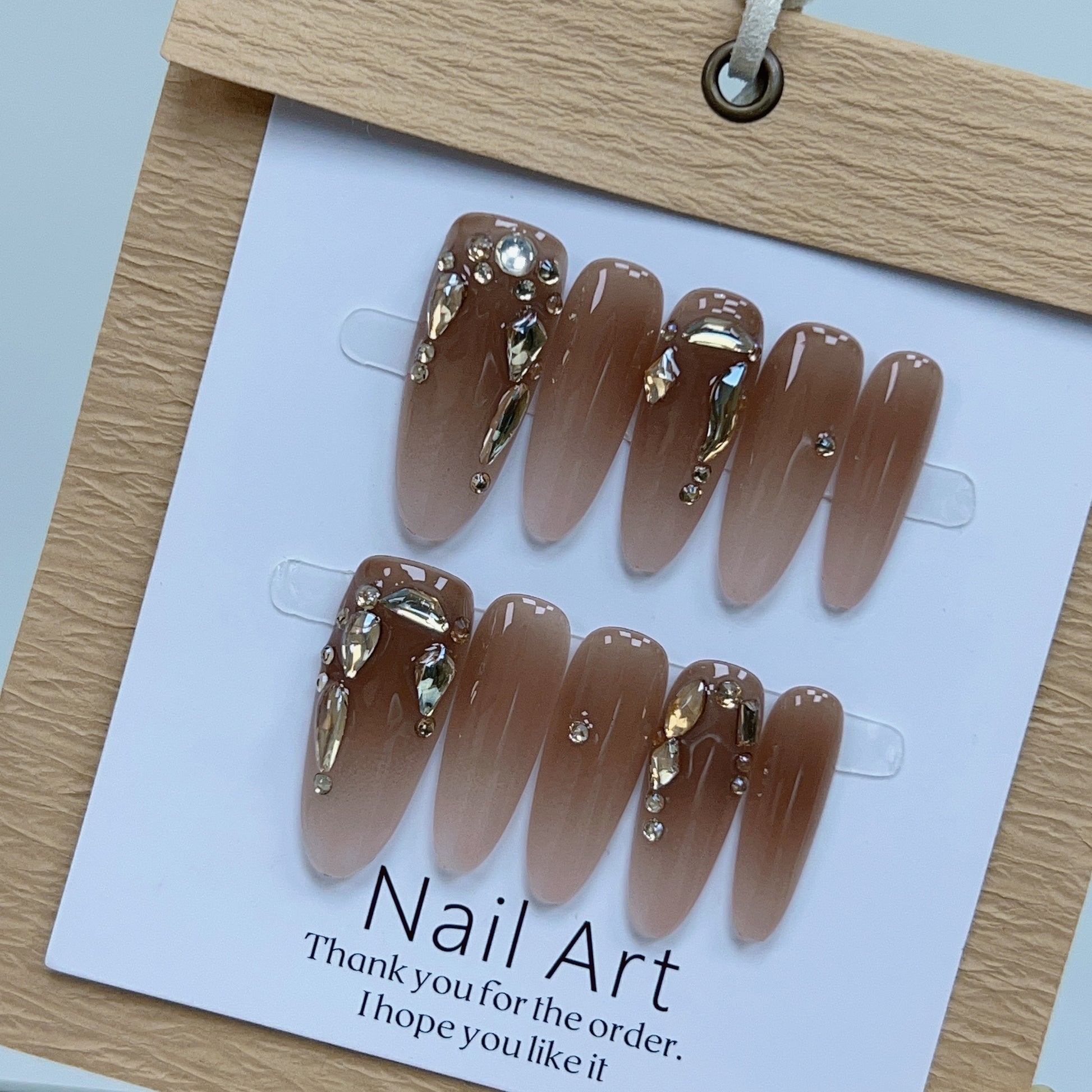 Dreamy Moments - Leah Nail Queen