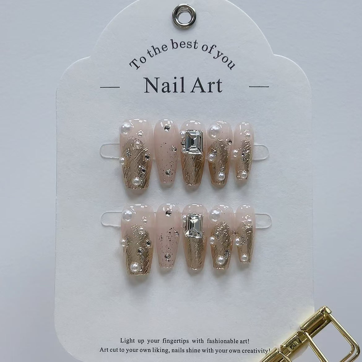 Pearl Elegance - Leah Nail Queen