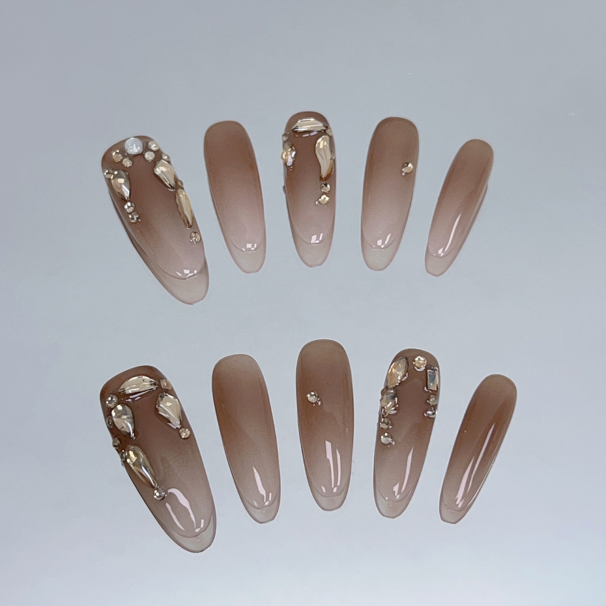 Dreamy Moments - Leah Nail Queen