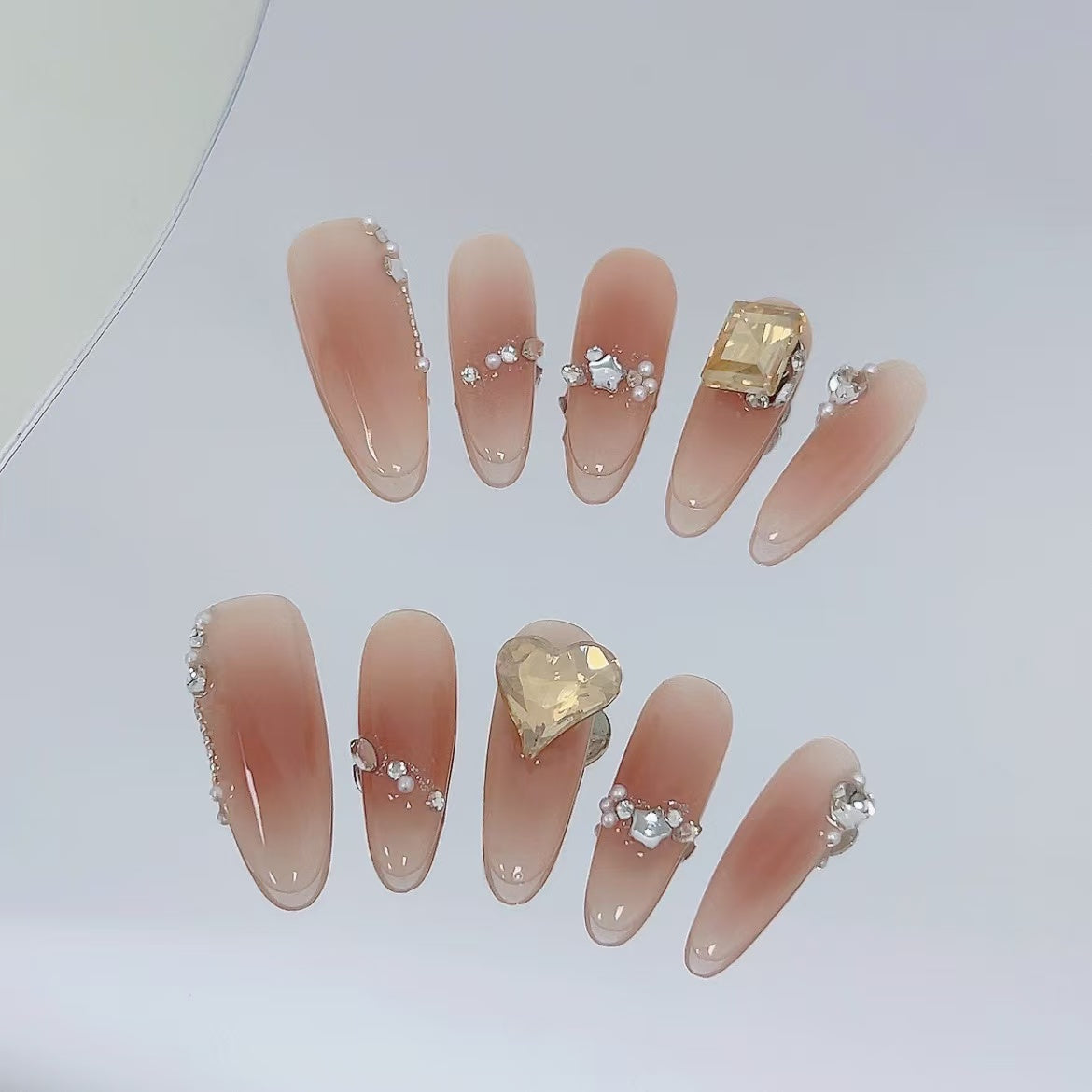 Shiny Stardust - Leah Nail Queen
